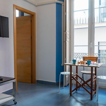 Mar Y Arte Apartamentos Málaga Zimmer foto